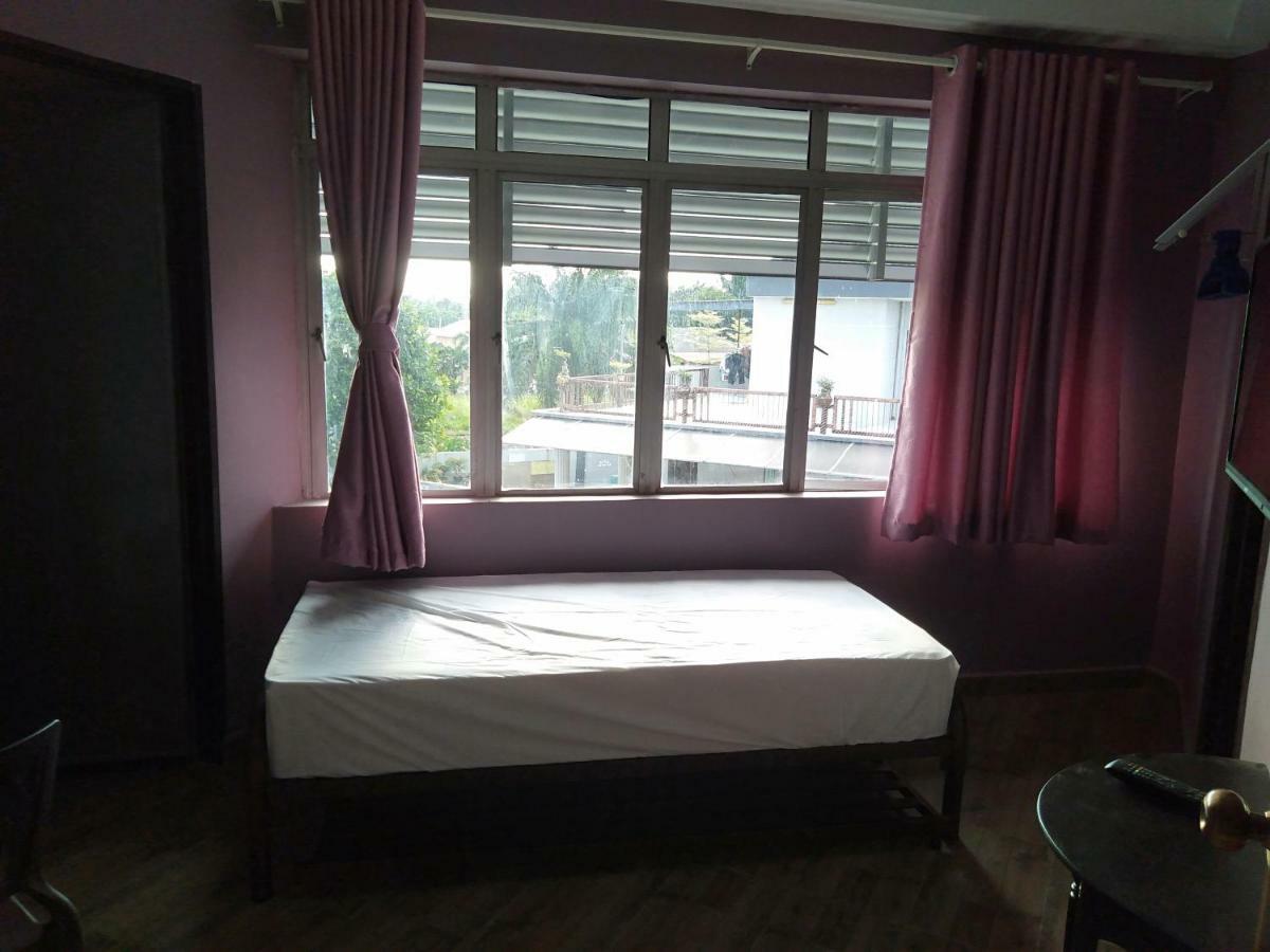 Purple Dream Home Teluk Panglima Garang Exterior foto