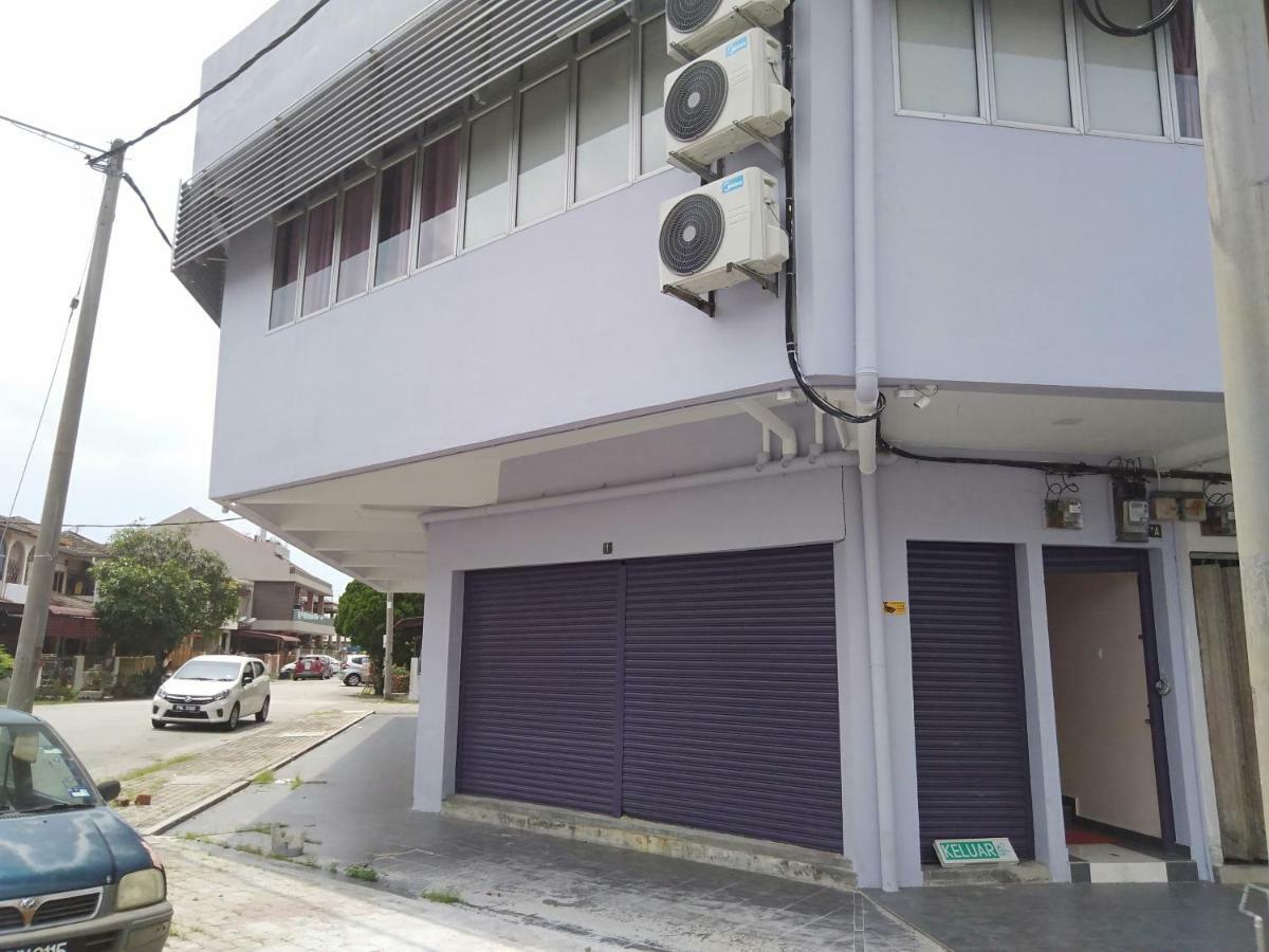Purple Dream Home Teluk Panglima Garang Exterior foto